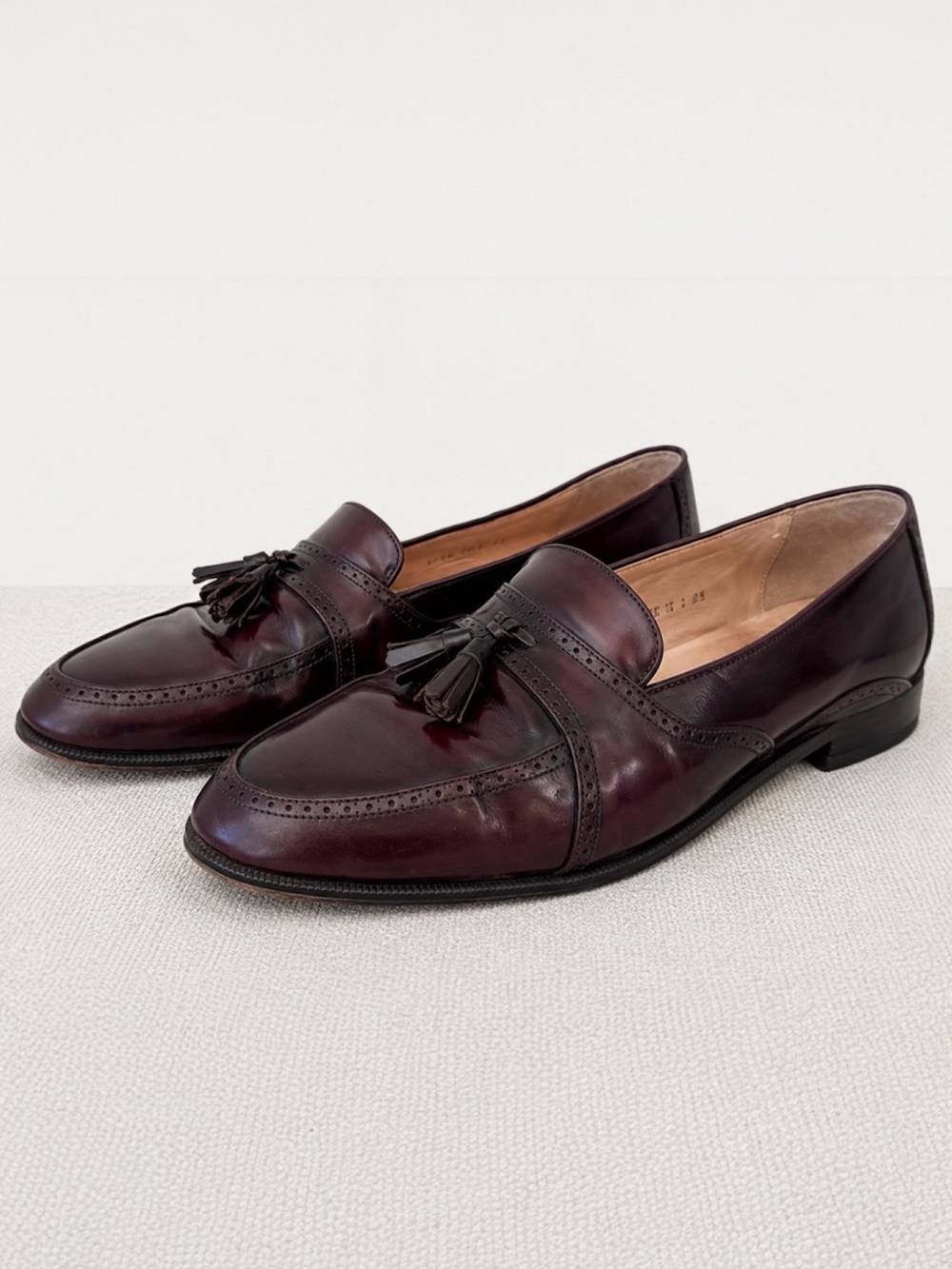 Clarks Deep Burgundy Leather Tassel Loafers Made in Spain Size 11M